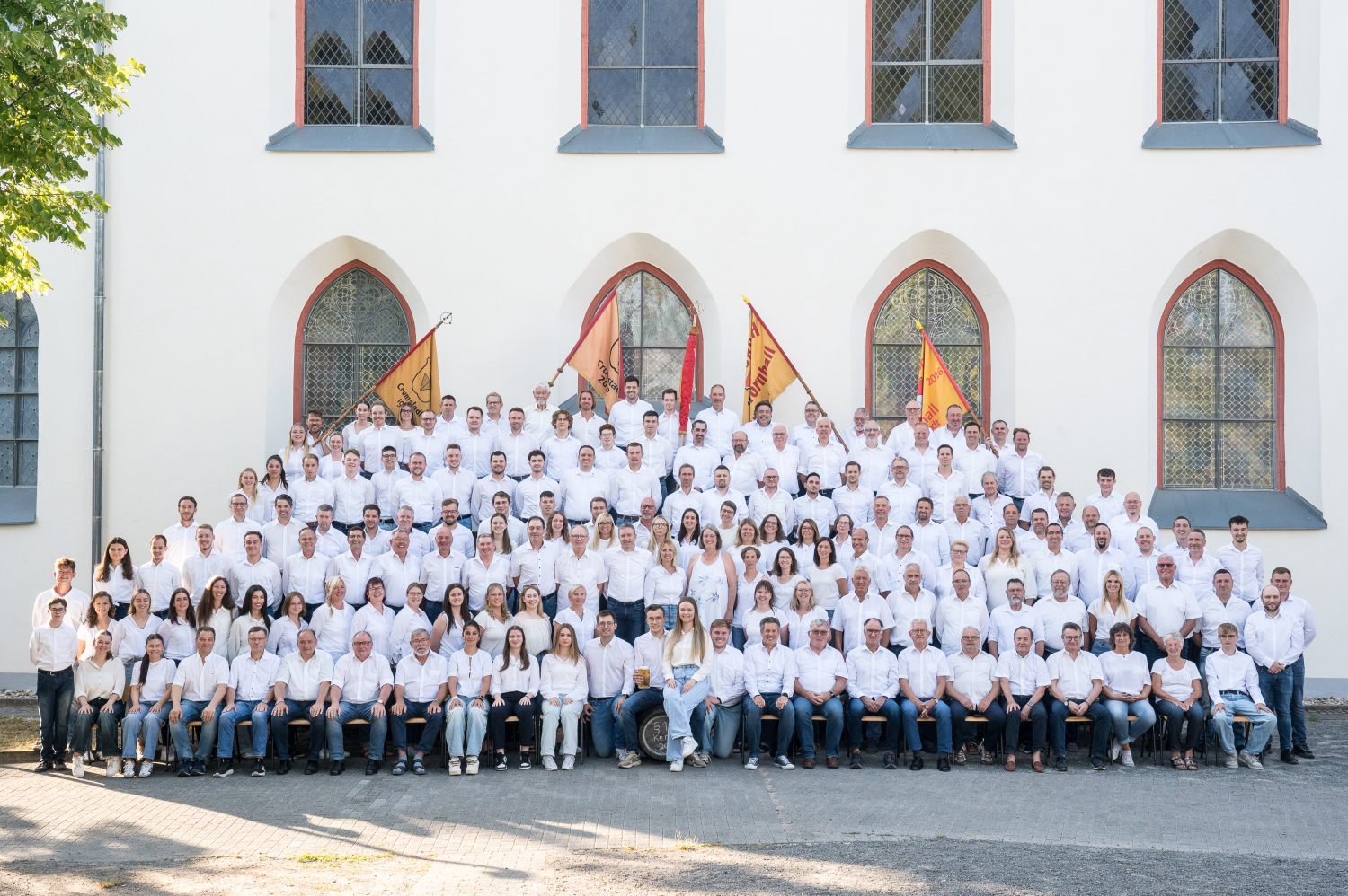 Roseneckfoto 2025 - 100 Joahr Kerb in de Tornhall Roseneckfoto 2025 - 100 Joahr Kerb in de Tornhall
